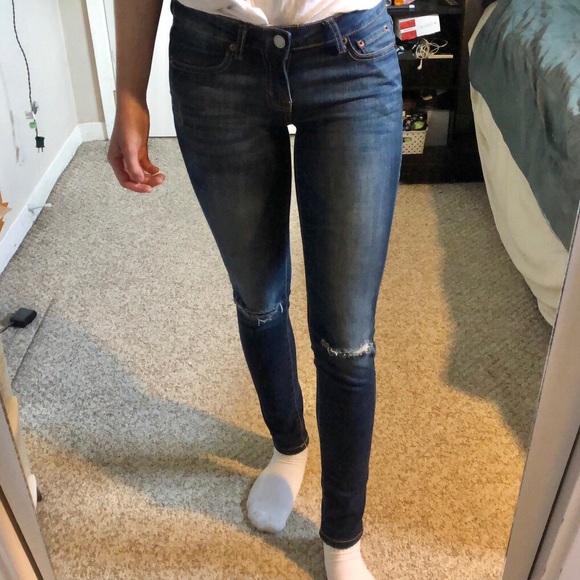 Dark blue distressed ripped skinny jegging jeans - Picture 2 of 4